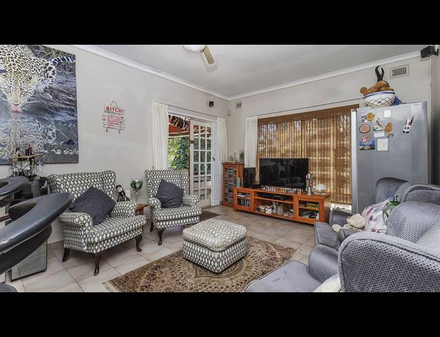 4 BEDROOM HOUSE FOR SALE IN KLOOF